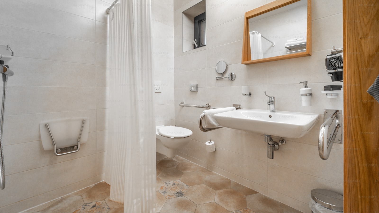 Dofinansowanie PFRON na remont łazienki: warunki, wniosek, kosztorys - Poradnik remontowy Tambur House